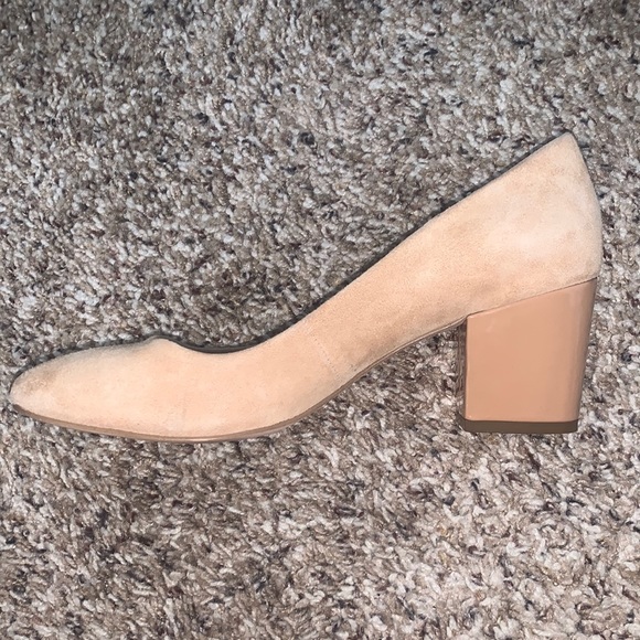 Women’s Calvin Klein Heels Size 7 in Tan/Cream- Brushed Fabric, Closed Toe - Picture 2 of 5